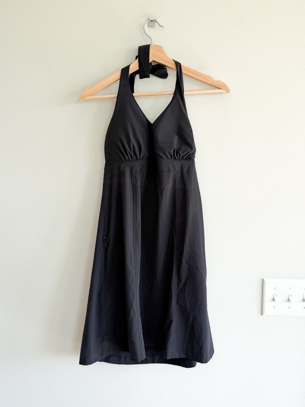 Athleta Pack Everywhere Halter Neck Mini Dress Black 8